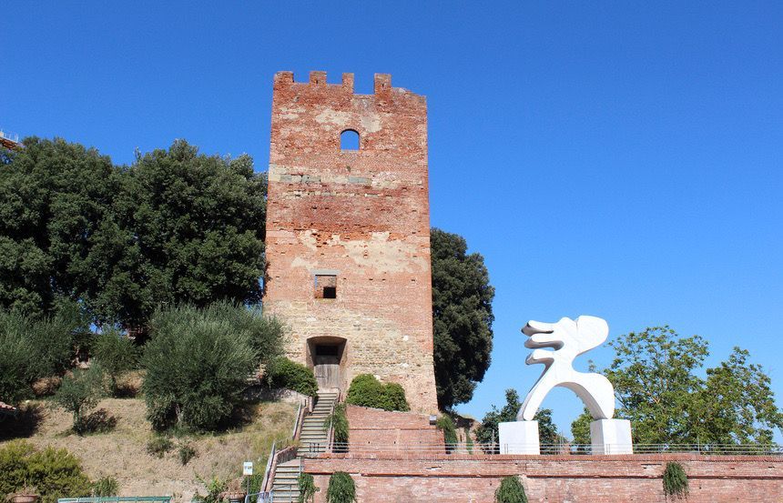 Tra storia e vigneti: un itinerario nei Castelli del Chianti