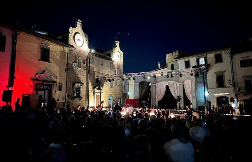 Un successo la lirica a Montespertoli: si prosegue con le videoproiezioni sul tenore Amedeo Bassi