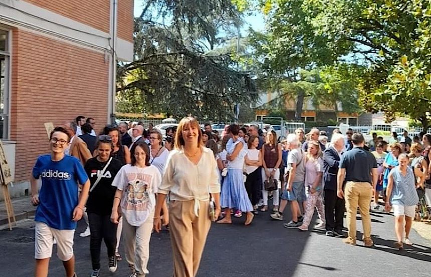 Inaugurate le nuove aule della scuola media Montanelli Petrarca di Fucecchio