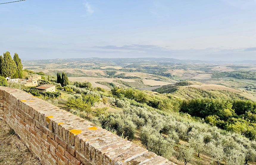 Elvira Orlandini: il delitto irrisolto della 'bella Elvira' e il borgo 'fantasma' di Toiano